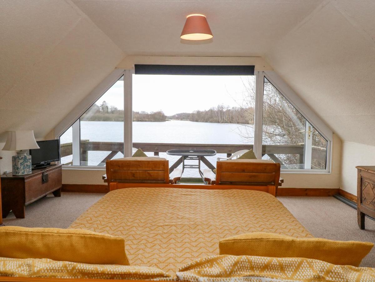 Cygnus Boathouse Villa South Walsham Exterior photo